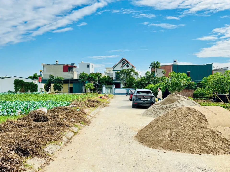 Đất nền mặt tiền Phường Thạch Khôi, Hải Dương 75m² giá 2 tỷ - Đầu tư sinh lời ngay!