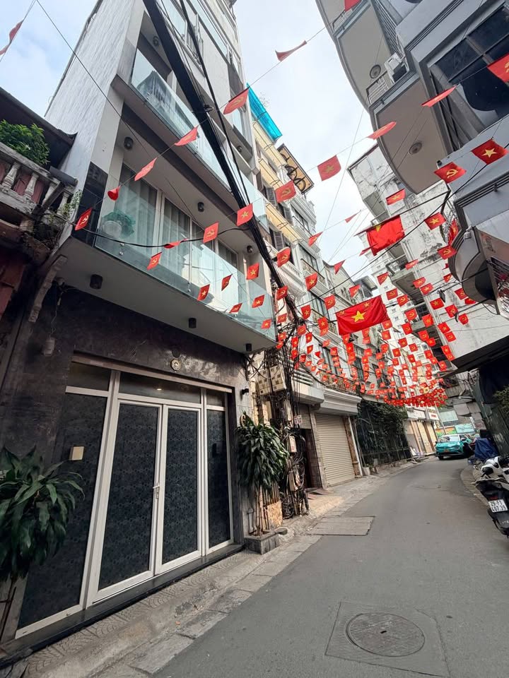 Nhà phố An Khánh 40m² giá 4 tỷ - Ô tô đỗ cửa, xây 3 tầng 1 tum