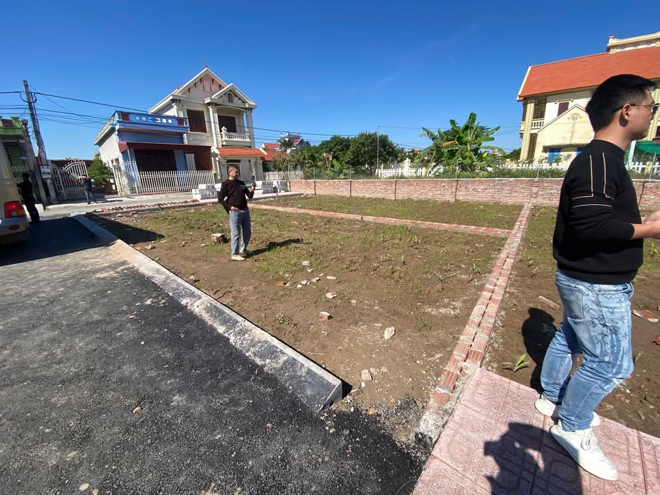 Đất nền góc đường chính Nam Định 81.2m² giá chỉ 1.1 tỷ - Đầu tư sinh lời ngay!