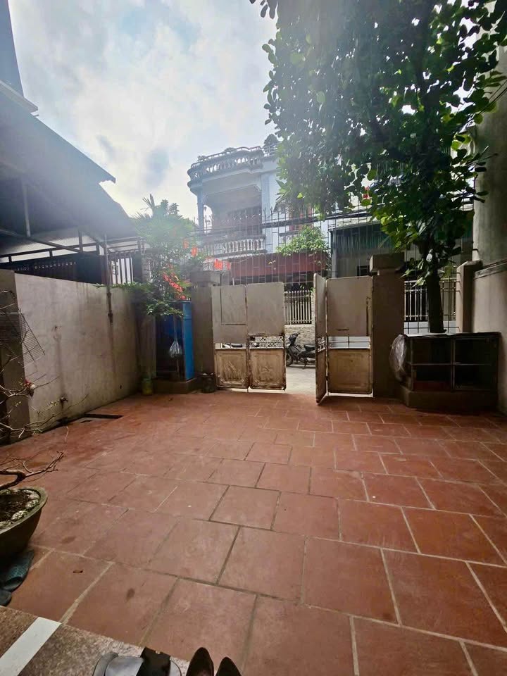 Nhà 3 tầng Vũ Hựu, Lê Thanh Nghị 115m² giá 4.5 tỷ - Chính chủ bán gấp!