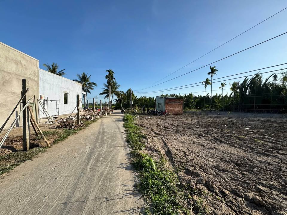 Đất nền mặt tiền đường ô tô Xã Vĩnh Trinh 500m² giá 300 triệu - Cơ hội đầu tư tuyệt vời!