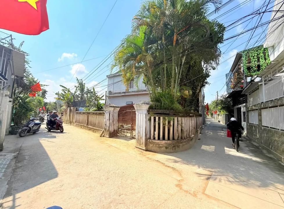 Nhà riêng Huế 60m² giá 1.6 tỷ - Hàng hiếm trung tâm, ô tô vào tận nơi!