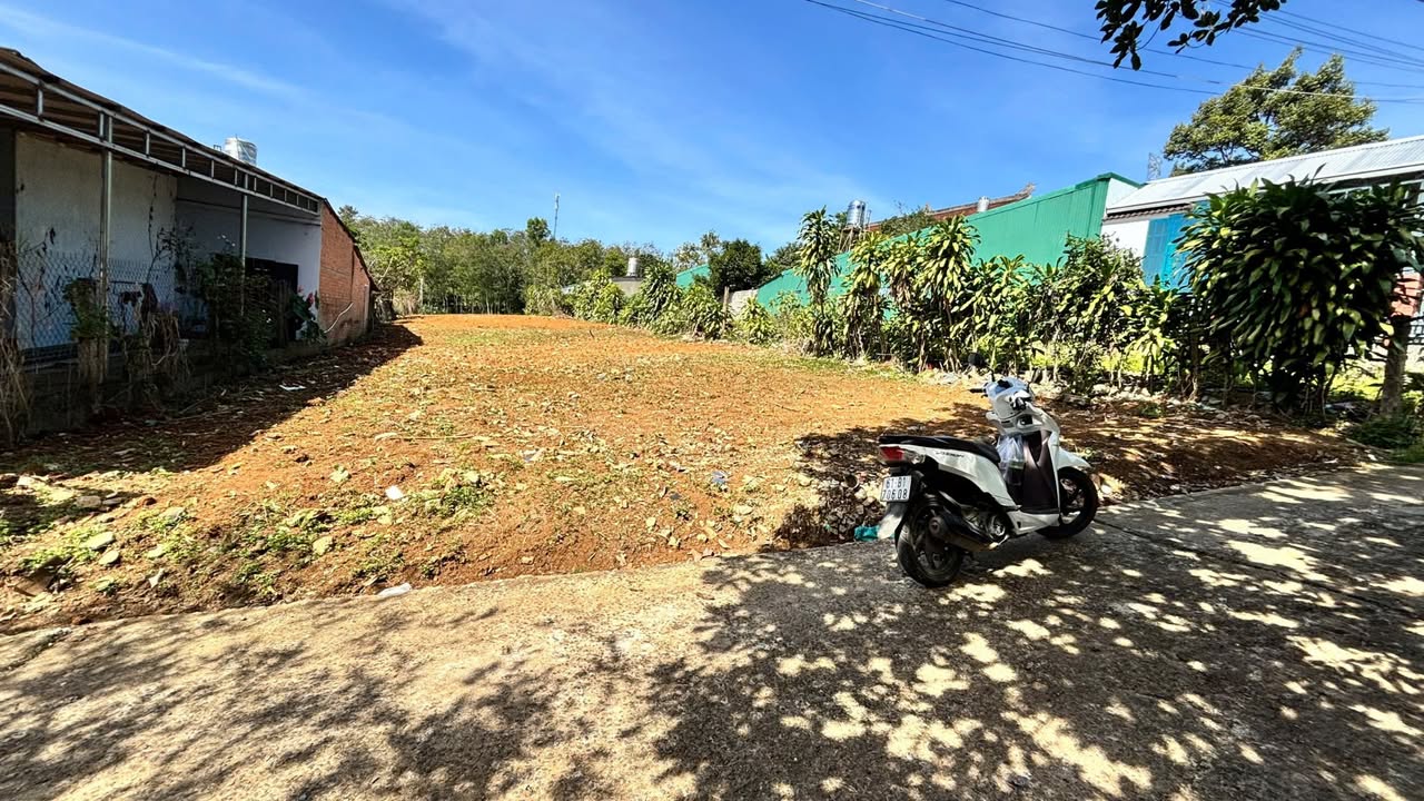 Đất hẻm Triệu Quang Phục Bảo Lộc 1080m² giá 3.8 tỷ - Sẵn thổ cư 200m²