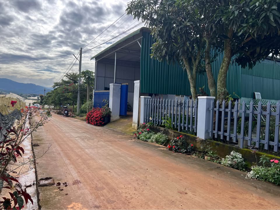 Đất thổ cư 200m² trung tâm xã Ka Đô, giá 2.6 tỷ - Đầu tư sinh lời!