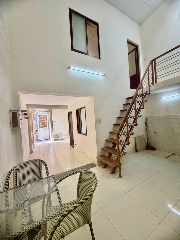 Nhà phố kiệt Sơn Trà, Đà Nẵng 50m² giá 3 tỷ - Gần biển, vị trí đẹp!