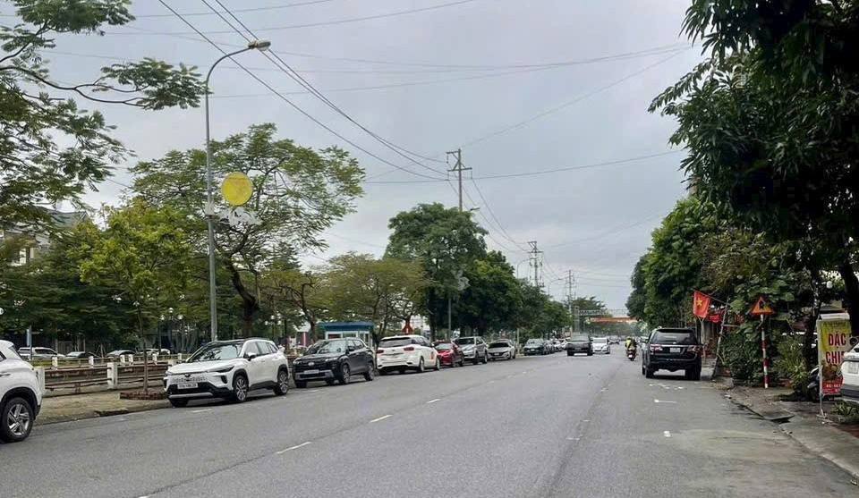 Căn nhà mặt đường Đinh Tiên Hoàng, Thái Bình 75m² giá 14 tỷ - Sẵn sàng ở ngay!