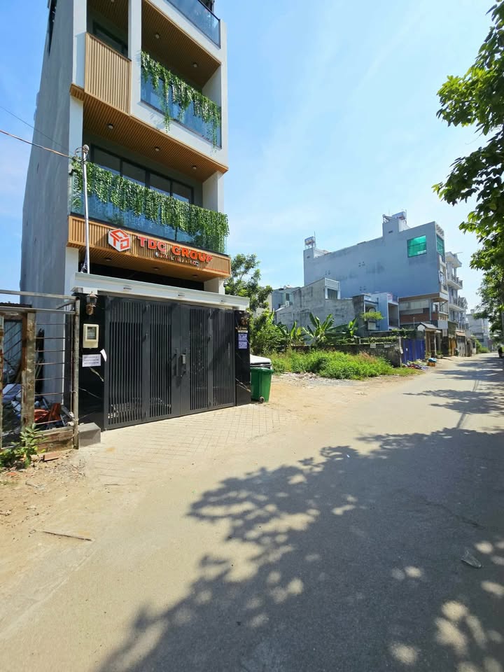 Đất nền Võ Văn Hát, Long Trường 108m² giá 6.5 tỷ - Tiện xây mới, kinh doanh!