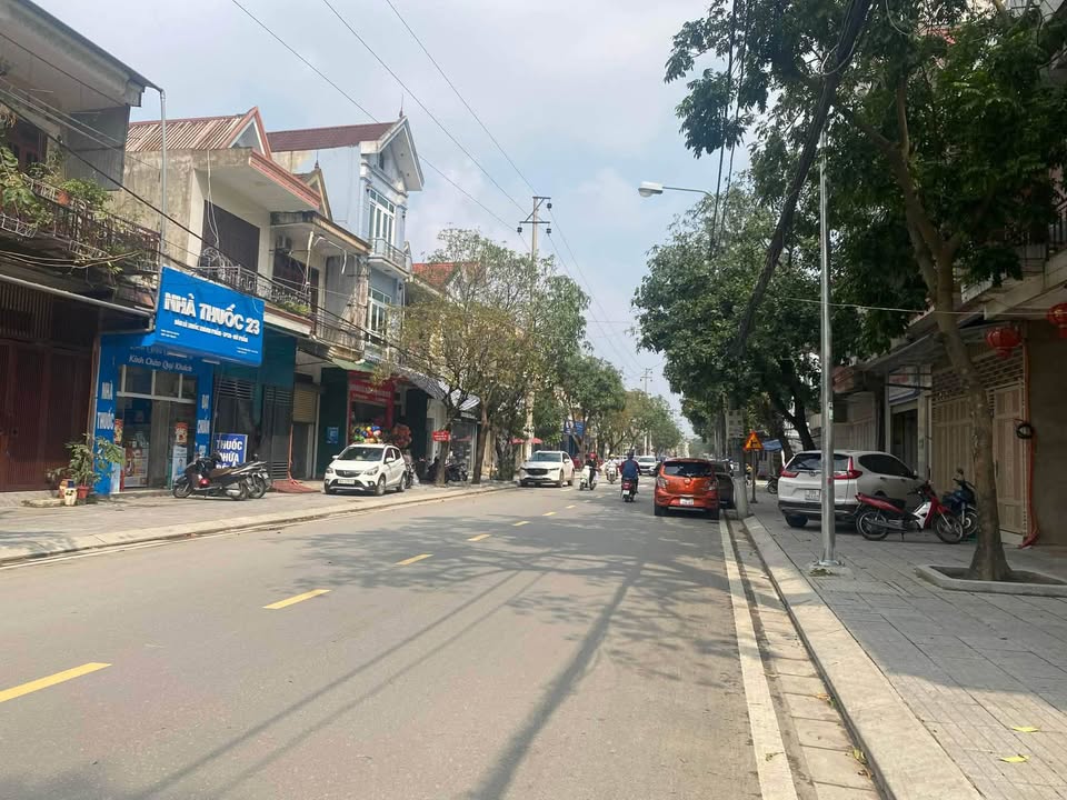 Nhà mặt tiền kinh doanh Phan Đình Giót, Hà Tĩnh 96m² giá 8 tỷ - Đầu tư sinh lời ngay!