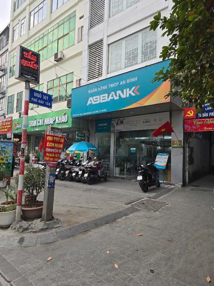 Nhà đất thổ cư đường Bưởi, quận Ba Đình, 60m² giá 11.6 tỷ - Tiềm năng kinh doanh lớn!