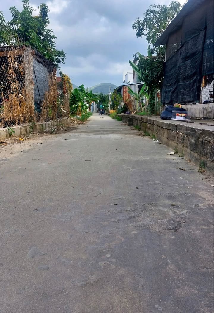 Đất nền Thôn Trung - Vĩnh Hòa 116m² giá 1.48 tỷ - Nở hậu, ô tô vào tận nơi!