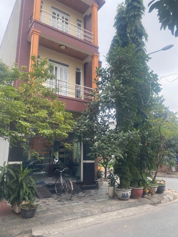 Nhà 3 tầng lô góc 80m² khu tđc ICC Vĩnh Niệm giá chỉ 10.5 tỷ - Sẵn sàng vào ở!