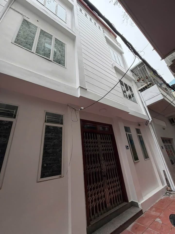 Nhà phố Thiên Lôi - Chợ Đôn 40m² giá 2.98 tỷ - Vị trí siêu đẹp, đầy đủ tiện nghi!