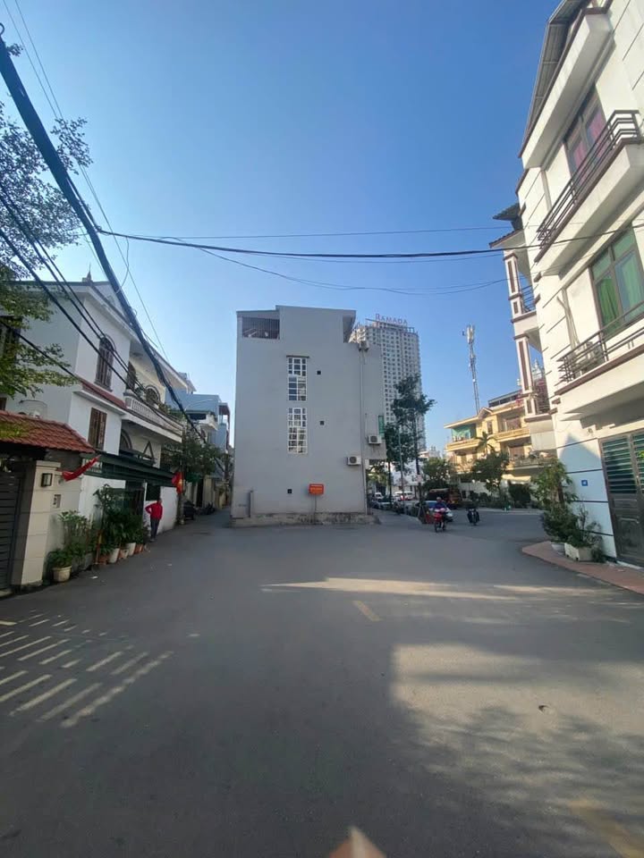 Đất nền Trần Hưng Đạo Hạ Long 90m² giá 5 tỷ - Mặt tiền rộng rãi, vị trí đắc địa!