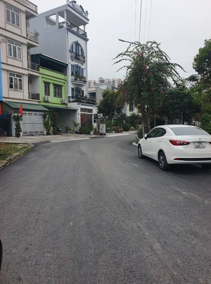 Đất nền Cao Thắng Hạ Long 78m² giá 1.6 tỷ - Sổ đỏ chính chủ!