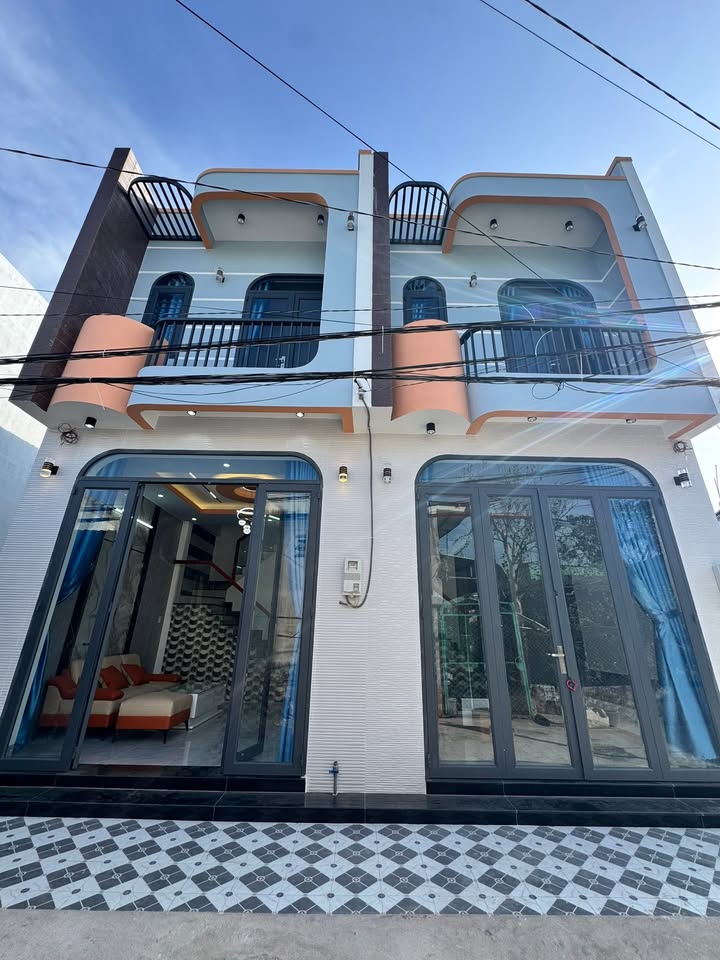 Nhà 1 trệt 1 lầu Tân An, Cần Thơ 90m² giá chỉ 2.89 tỷ - Ngay gần ĐH Cần Thơ!