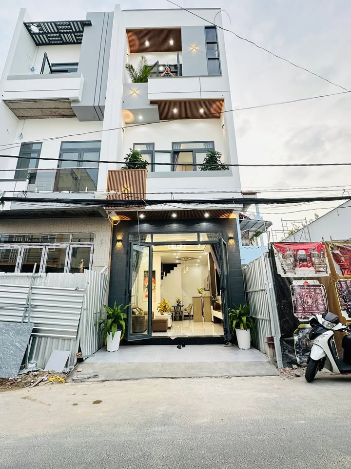 Nhà bán mặt tiền đường Trần Văn Ơn, Cái Khế, 40m² giá 4.2 tỷ - Nhà mới đẹp, chính chủ!