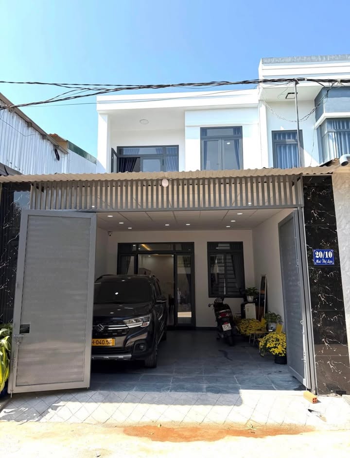 Nhà mới xây Hẻm 20 Mai Thị Lưu 100m² giá 3.75 tỷ - Thiết kế hiện đại, đầy đủ nội thất!