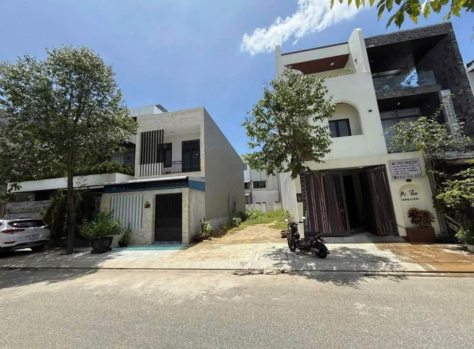 Đất nền Huyện Tư Nghĩa, Quảng Ngãi 90m² giá 2,3 tỷ - Đường nhựa vỉa hè, vị trí đắc địa!