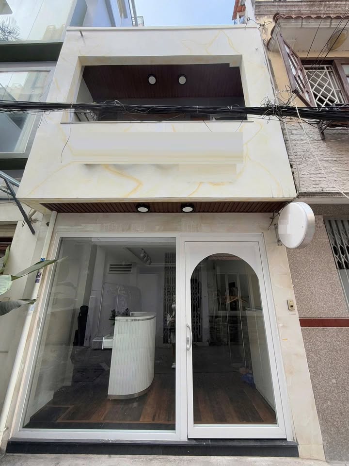 Nhà phố front-house 285 Cách Mạng Tháng 8, Quận 10, 48m² giá 9.2 tỷ - Chính chủ bán gấp!