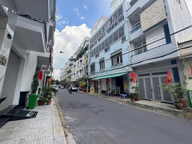 Đất nền Hẻm Nguyễn Sơn Tân Phú 94m² giá 9 tỷ - Đầu tư sinh lời ngay!