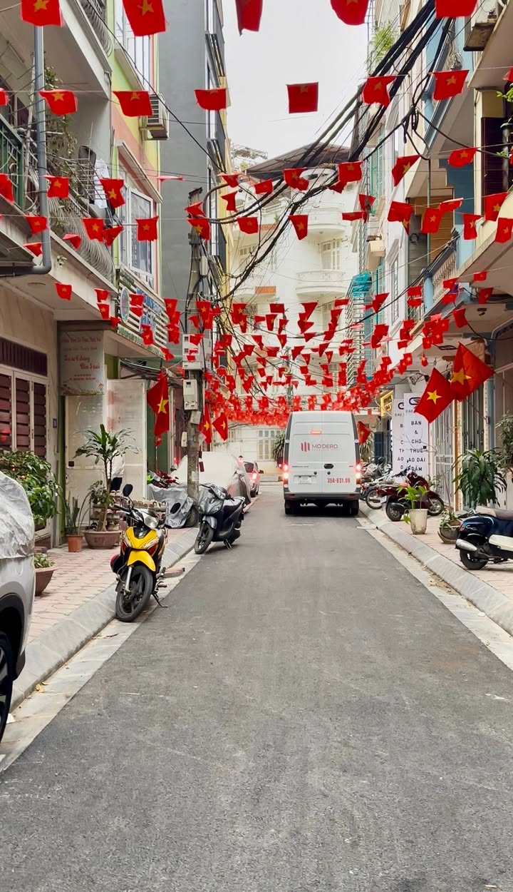 Nhà phố Phường Phương Liên - 70m² giá thỏa thuận - Khu vực hiếm nhà bán!