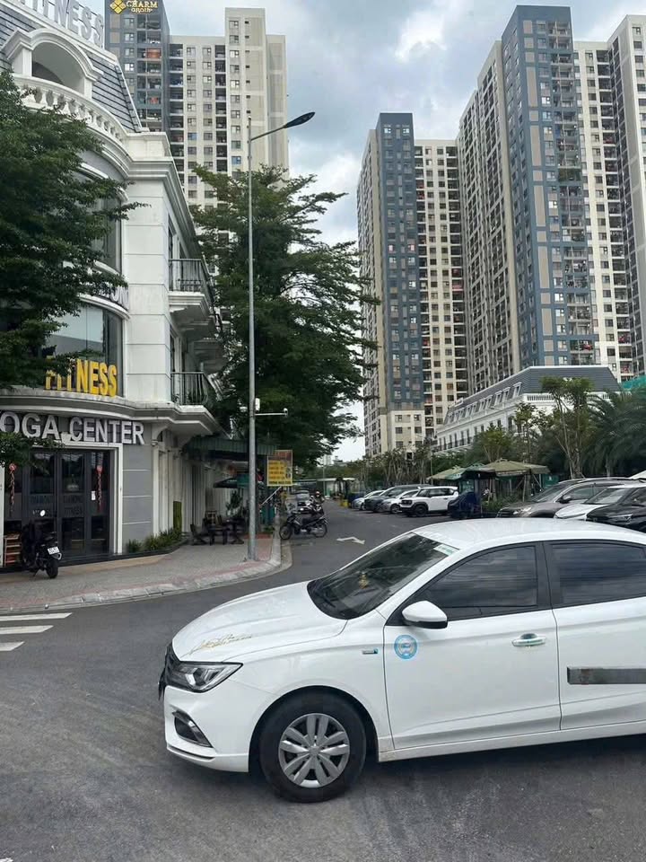 FrontHouse Dĩ An 184m² giá 14 tỷ - Đầu tư sinh lời ngay!