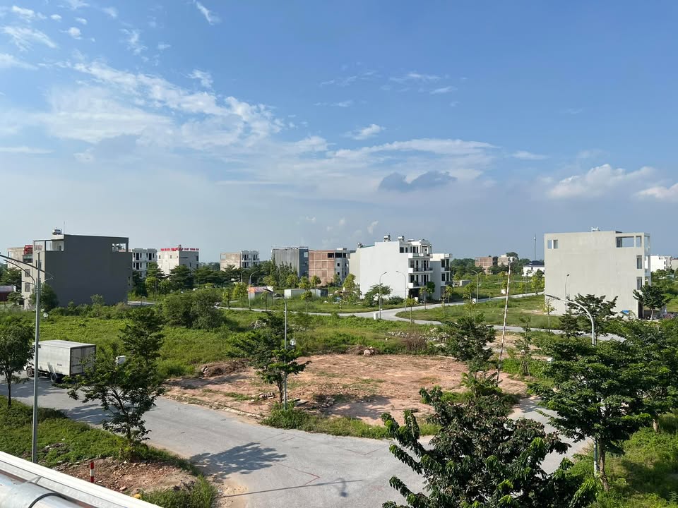 Lô đất thổ cư Xương Giang, TP Bắc Giang 75m² giá 3.2 tỷ - Cơ hội đầu tư tuyệt vời!