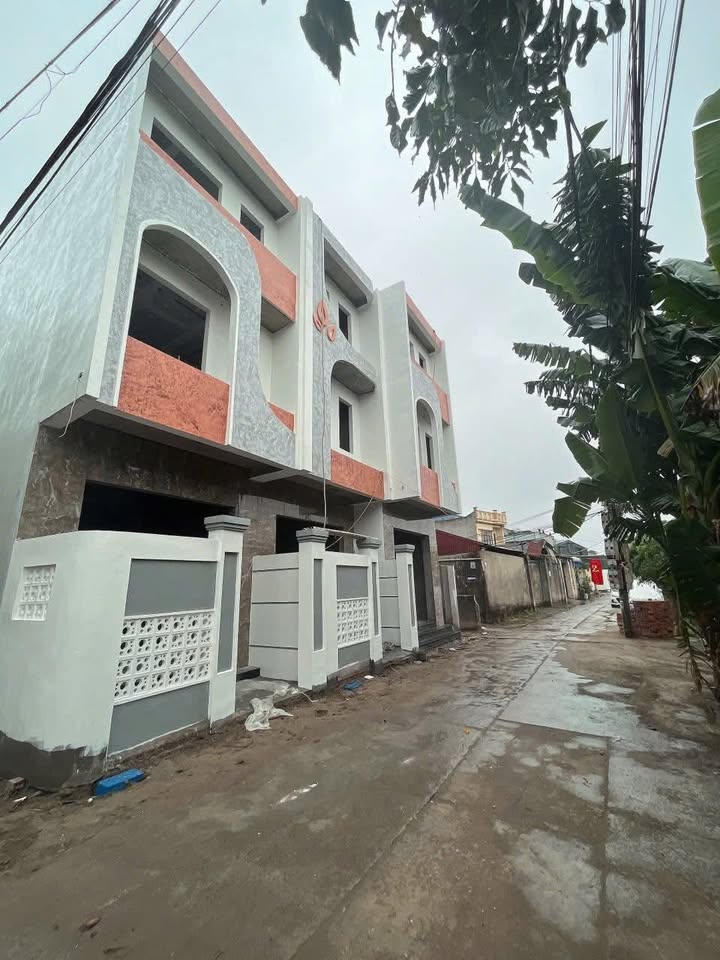 Townhouse TDP 3 Mỹ Trọng, 50m² giá chỉ từ 1.7 tỷ - Đỗ cửa ngày đêm!