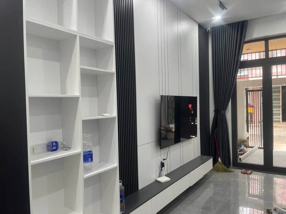 Nhà mặt tiền Hóa Sơn 6, Đà Nẵng 66m² giá thỏa thuận - Vào ở ngay với nội thất đầy đủ!