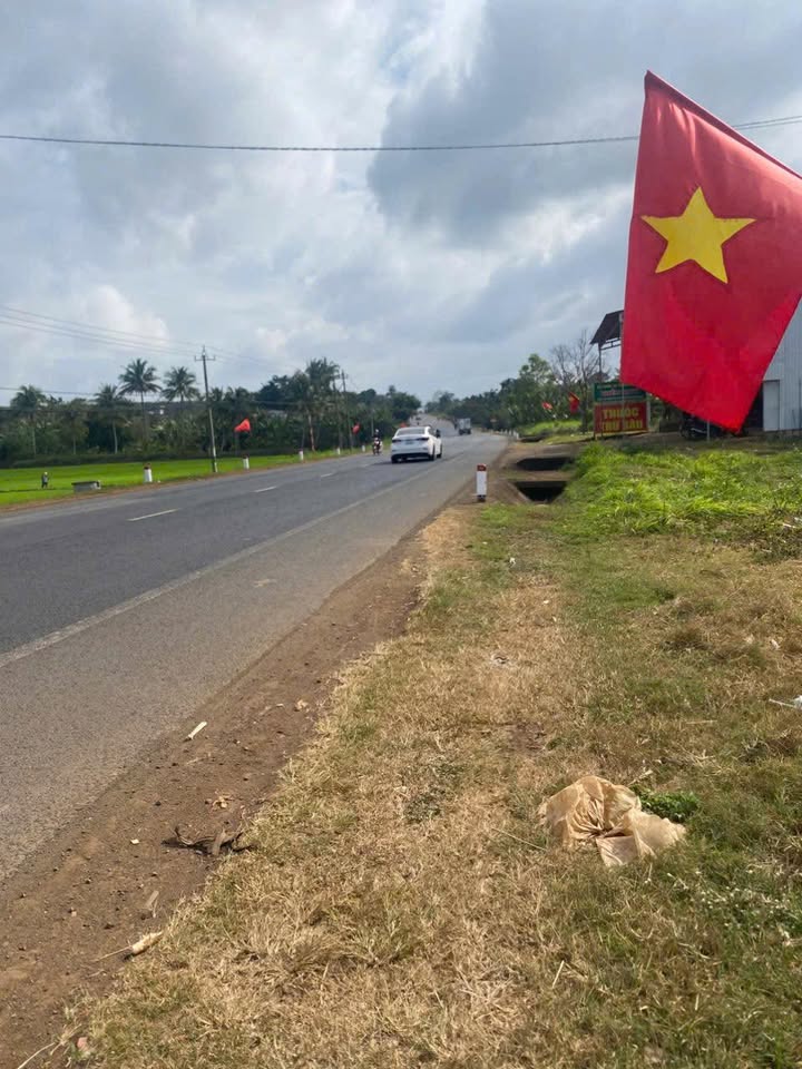 Đất nền mặt tiền Quốc lộ 26, huyện Ea Kar, 615m², giá chỉ 11.77 tỷ - Cơ hội đầu tư tuyệt vời!