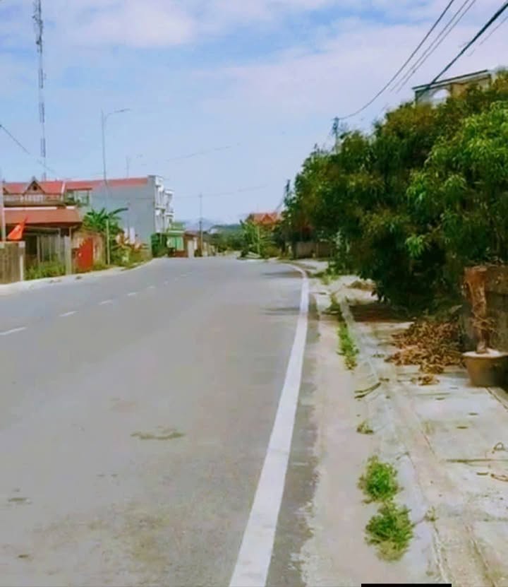 Nhà 2 tầng 1100m² Xã Đông Hưng, Lục Nam 3 tỷ - Vị trí đắc địa ngay Quốc lộ 31!