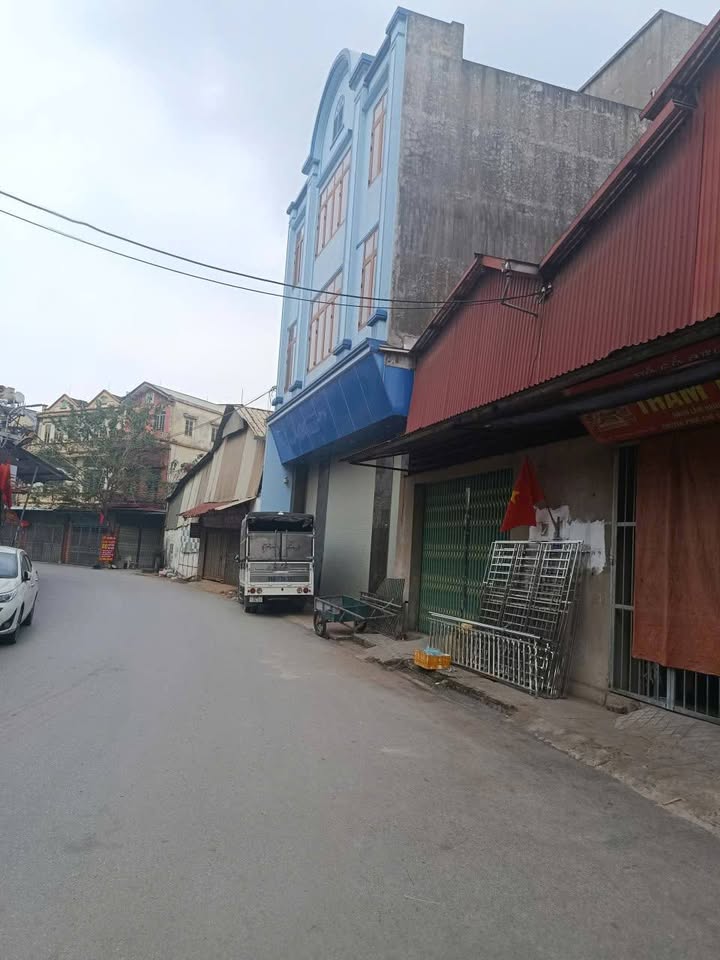 Kho xưởng cho thuê tại Phù Khê, Từ Sơn, 107m² chỉ 4 tỷ - Cơ hội đầu tư hấp dẫn!