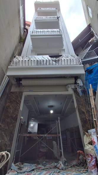 Nhà 6 tầng Linh Quang 64m² giá 11.8 tỷ - Thiết kế hiện đại, thang máy tiện nghi!