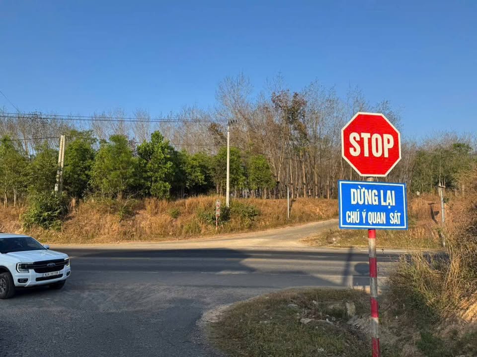 Đất thổ cư Thôn 4, Duy Tân, Kon Tum 63m² giá 199 triệu - Ba mặt đường tiện lợi!