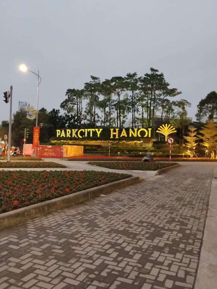 Nhà phố đẹp phố Quang Trung, Hà Đông 45m² giá 9.75 tỷ - Sổ đỏ chính chủ!