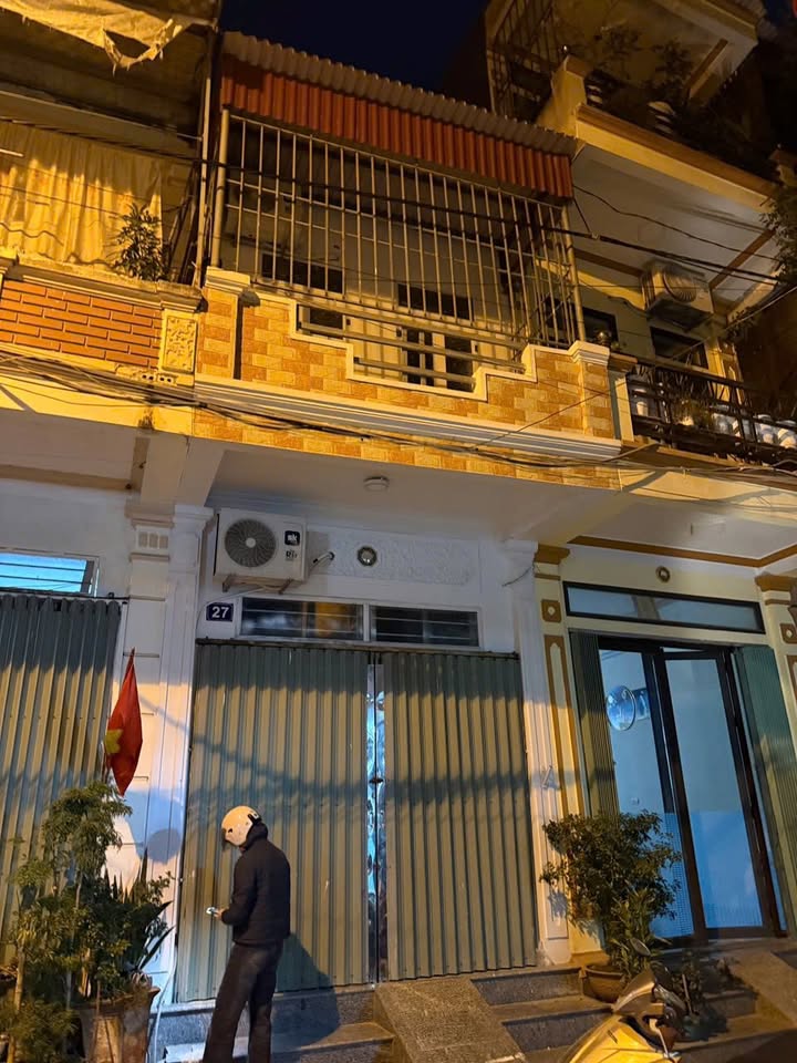 Nhà 2 tầng Phường Bích Đào 39.9m² giá 200 triệu - Dọn về ở ngay!