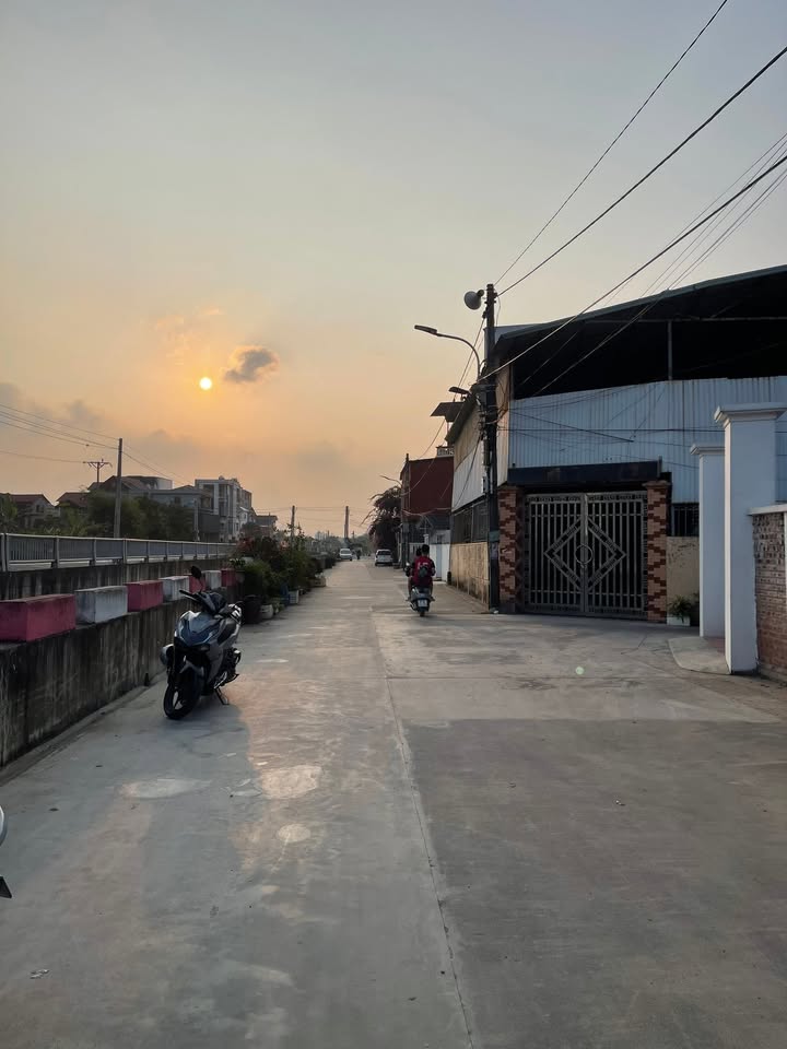 Đất nền Hoàn Sơn - Tiên Du 70m² giá 3 tỷ - Vị trí kết nối thuận lợi!