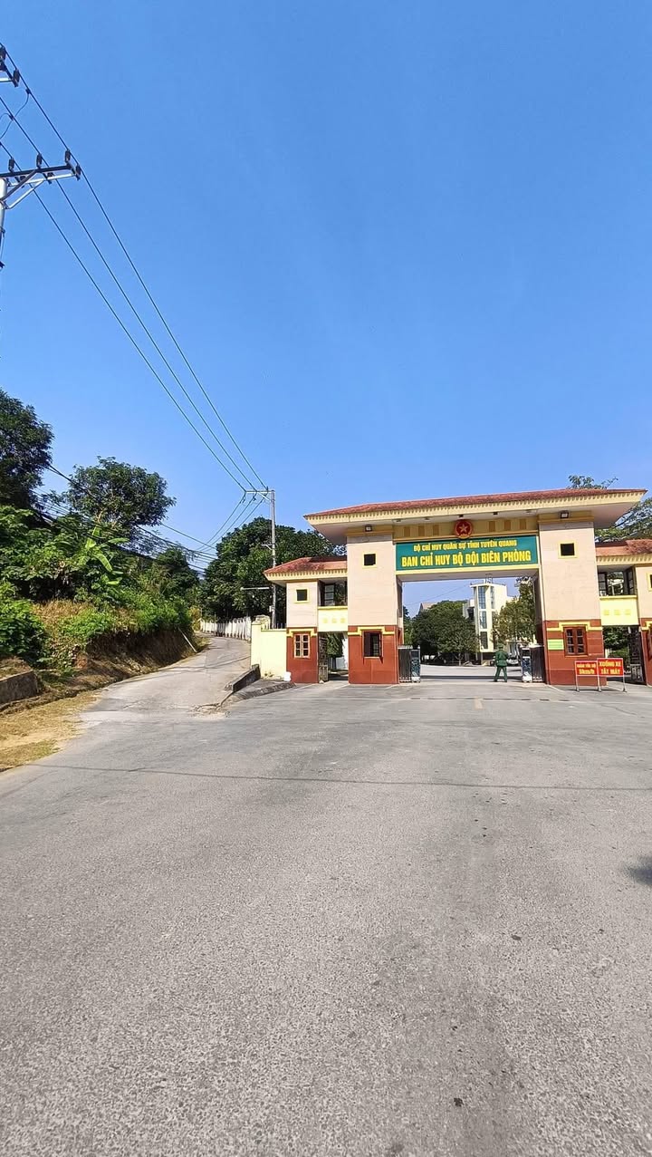 Đất vàng trung tâm Nguyễn Trãi, 210m², giá 2 tỷ - Cơ hội đầu tư hấp dẫn!