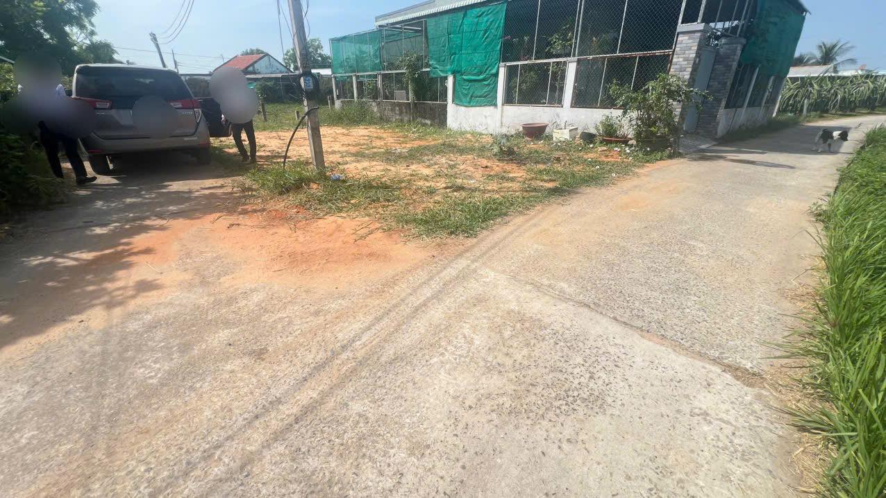 Đất thổ cư Huyện Hàm Tân 130m² giá 650 triệu - Đường bê tông ô tô vào tận nơi!