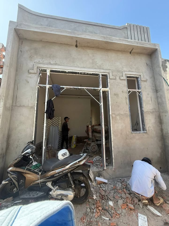 Nhà cấp 4 mới gần hoàn thiện tại Văn Thánh Thiết Kế 50m² giá 730 triệu - Sẵn sàng dọn vào ở ngay!