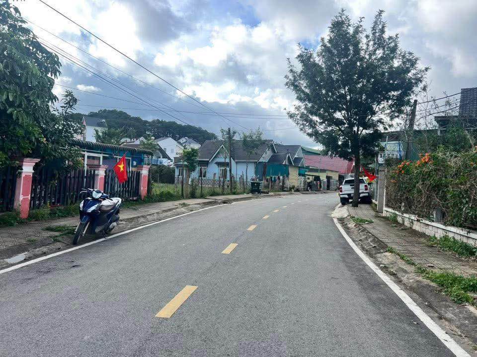 Bán nhà phường Lang Biang Đà Lạt 261.6m² giá 5.2 tỷ - Sổ riêng chính chủ!