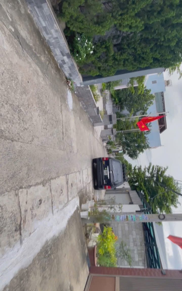 Biệt thự sân vườn 700m² tại Quận Ngũ Hành Sơn giá 29.75 tỷ - Gần UBND, ô tô vào tận nơi!