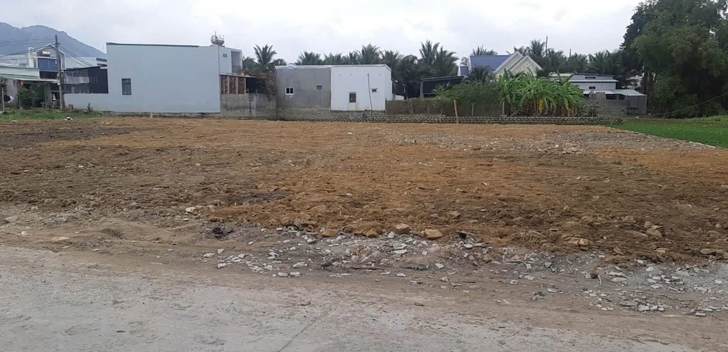 Đất thổ cư 137m² Diên Điền - Giá chỉ 1.233 tỷ, thuận tiện ô tô ra vào!