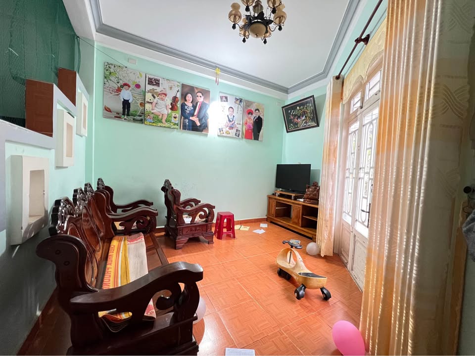 Bán nhà KQH Trần Anh Tông, Đà Lạt 99.49m² giá 10 tỷ - Nhà 2 mặt tiền đẹp