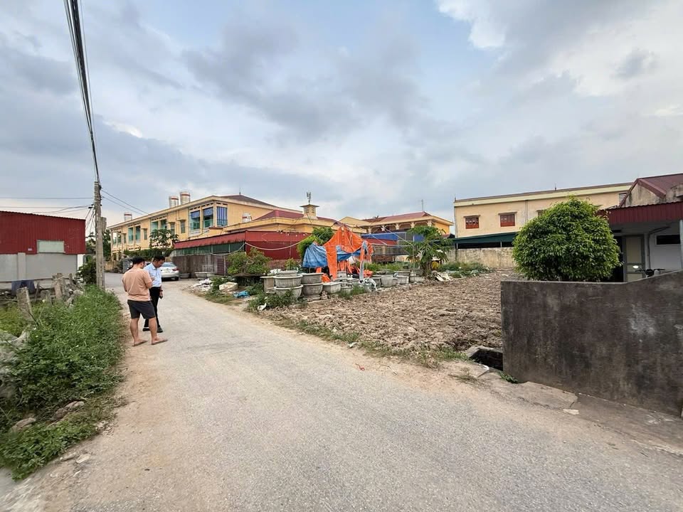 Đất nền Trấn Dương 118m² giá chỉ 1 tỷ - Kinh doanh tiềm năng ngay cạnh trường học!