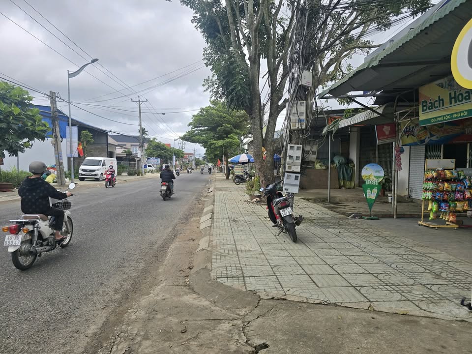 Đất thổ cư Đức Trọng 169m² giá 1.85 tỷ - Vị trí kinh doanh thuận lợi!