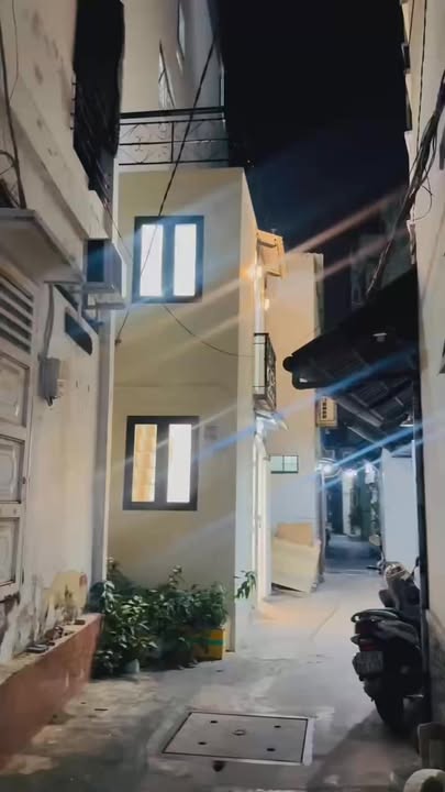 Nhà hẻm xe tải đỗ cửa tại Phú Nhuận 18.8m² giá 2.3 tỷ - Pháp lý rõ ràng, tiện ích đầy đủ!