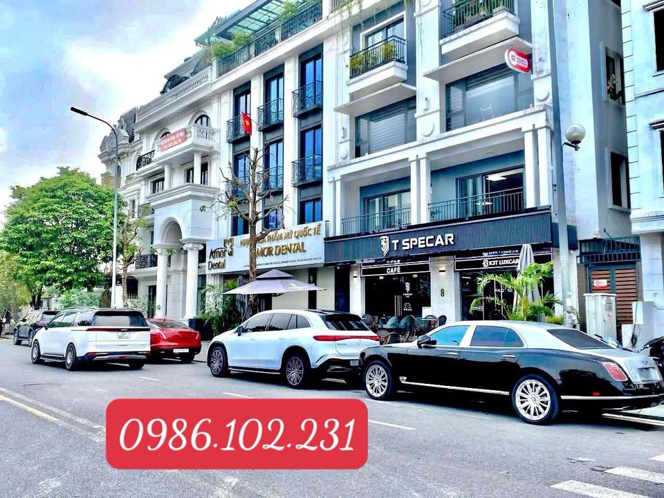 Nhà phố 319 Bồ Đề, Long Biên 130m² giá 4 tỷ - Đầu tư sinh lời ngay!