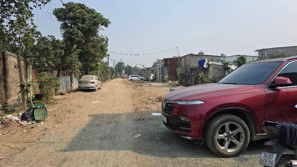 Bán đất mặt đường Cầu Diễn, 108m² giá 27 tỷ - Đầu tư sinh lời ngay!