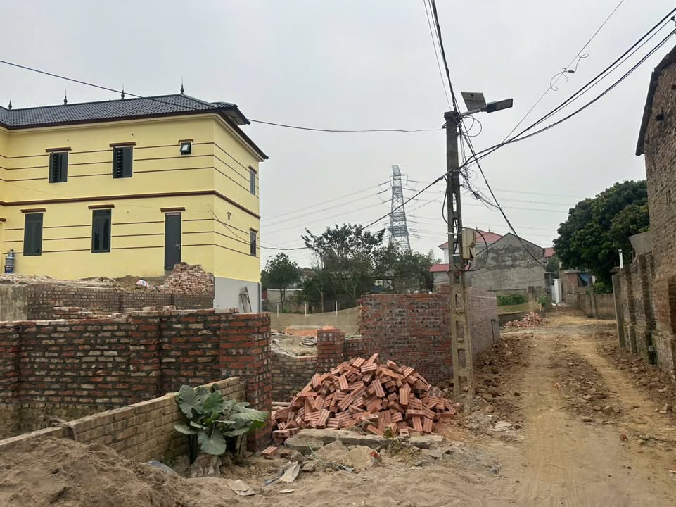 Đất nền Hợp Thịnh Bắc Ninh 217m² giá 700 triệu - Cơ hội đầu tư sinh lời tuyệt vời!